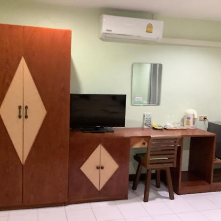 Green Island Guesthouse Karon Esterno foto