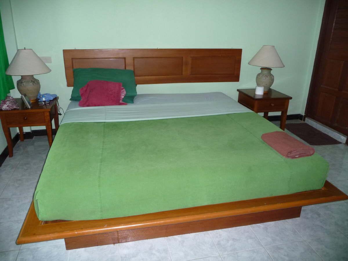 Green Island Guesthouse Karon Esterno foto