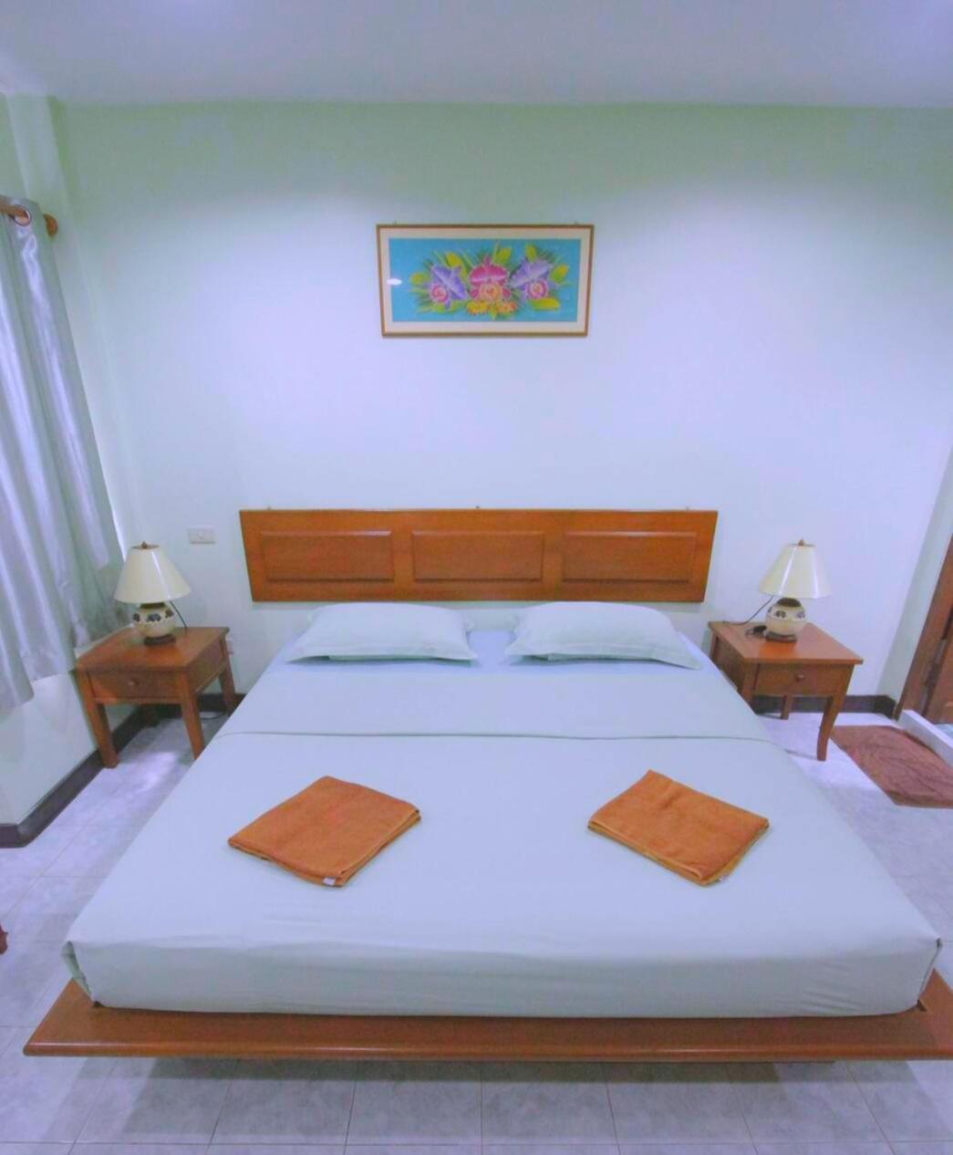 Green Island Guesthouse Karon Esterno foto